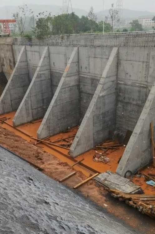 许昌襄城县锚杆式挡土墙